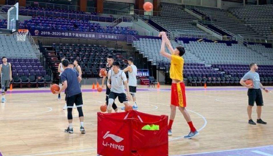 今日头条新闻评论,深度分析与观点表达,今日头条新闻评论,深度分析与观点碰撞