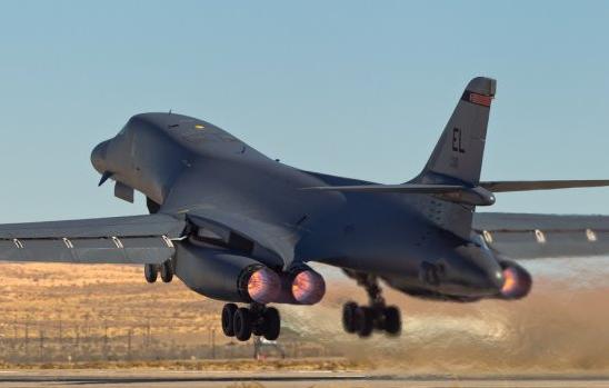 图160可变后掠翼展示,探索航空技术的革新之作,图160可变后掠翼展示,航空技术革新的巅峰之作