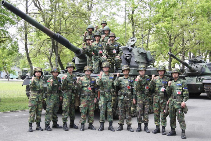 台湾是否有驻军部队,历史、现状及其意义,台湾驻军部队的历史、现状与意义探究