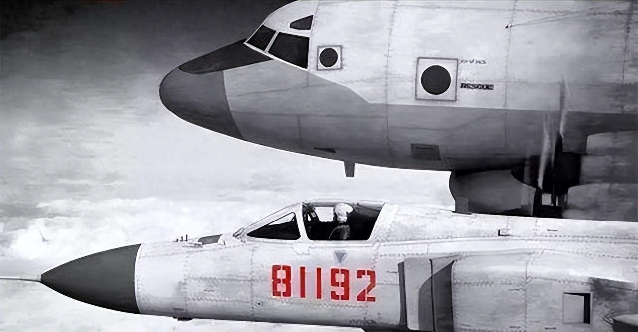 歼八遭遇外机锁定,历史背景与战略启示,歼八遭遇外机锁定,历史背景与战略洞察