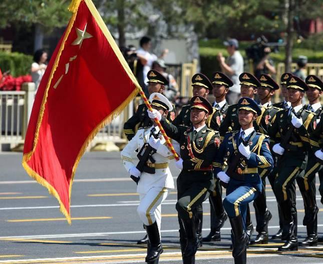 中国人民解放军的军旗、军徽与军歌,荣耀的象征,中国人民解放军军旗、军徽与军歌,荣耀的象征