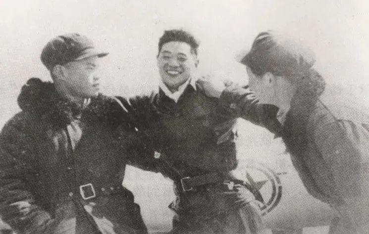 歼15战斗机机炮,中国海军航空兵力量的锐利之矛,中国海军航空兵力量的锐利之矛,歼15战斗机机炮揭秘