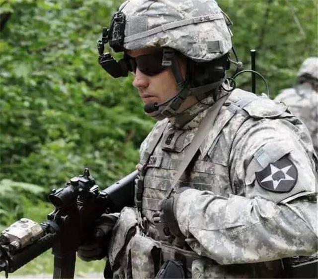 一九式星空迷彩作战服,现代军事科技的杰出代表,一九式星空迷彩作战服,现代军事科技的巅峰代表