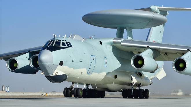 空警200运8，空中卫士的新里程碑，空警200运8，空中卫士的新里程碑，展现空中力量新高度