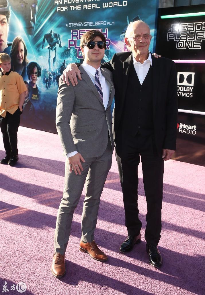 苏-30与苏-27的区别，性能、技术及应用领域的差异分析，苏-30与苏-27性能、技术及应用领域差异解析，深度探究两款战机之差异