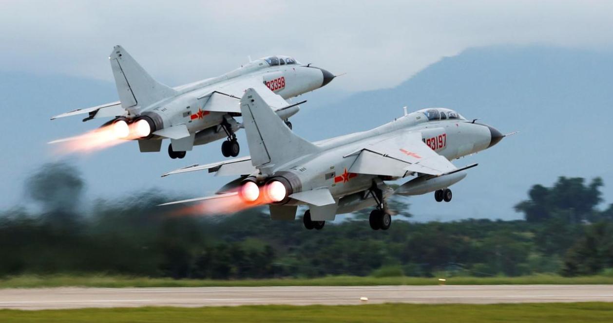 强十与强十一,超越的力量与未来的挑战,强十与强十一,超越力量与迎接未来挑战