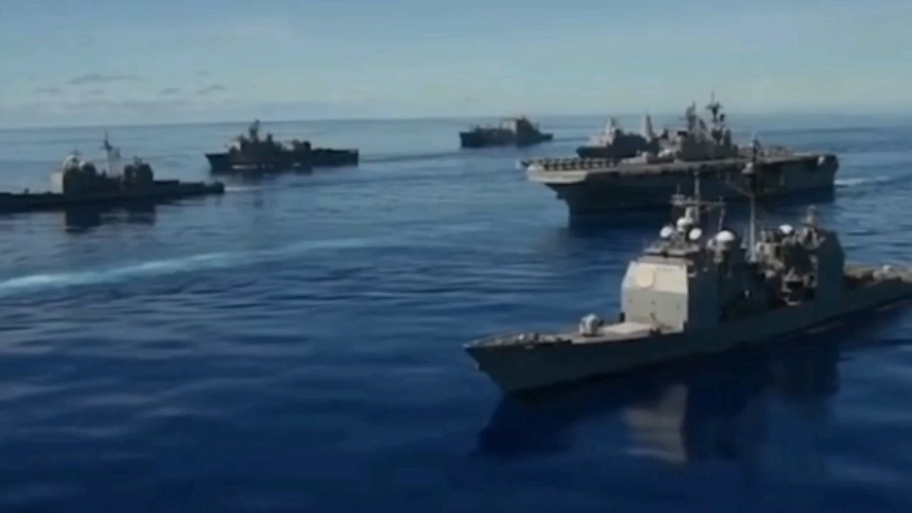 纪念海军演纪录片,回顾96台海军演习的壮丽瞬间,海军演习壮丽瞬间回顾,纪念纪录片中的壮丽篇章