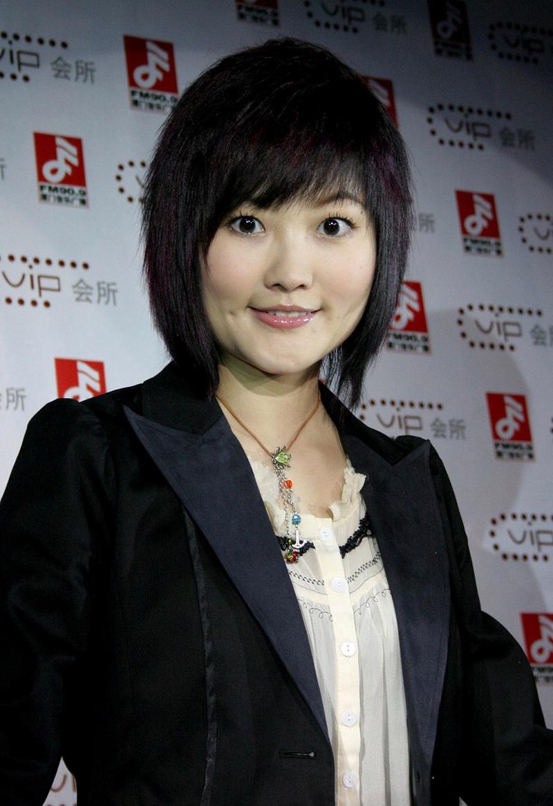 金海心,为何突然消失在公众视线?,金海心消失之谜,为何突然淡出公众视线?