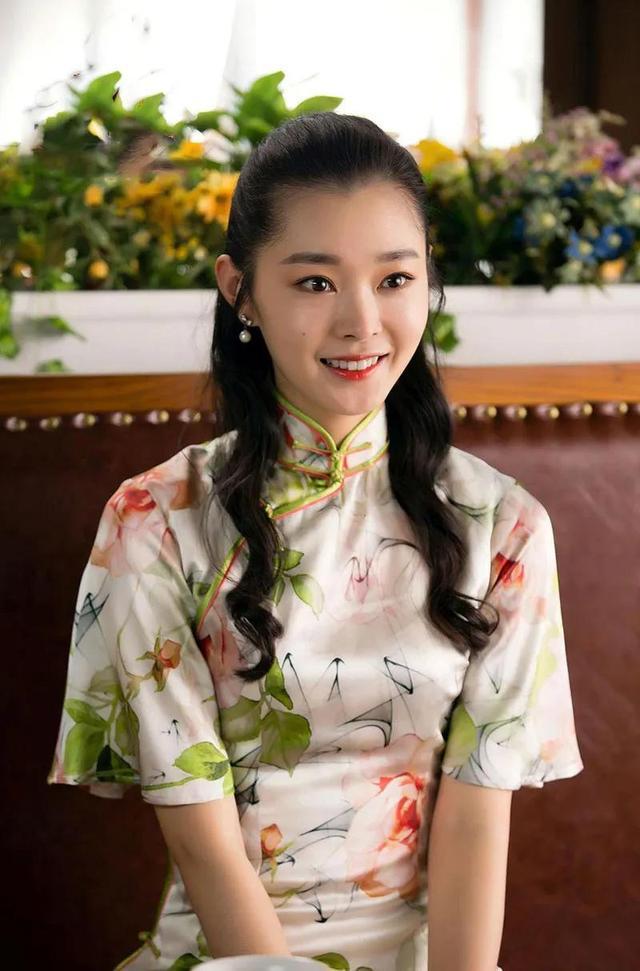 演员宋轶，星光熠熠的影视新星，影视新星宋轶，星光熠熠的璀璨之旅