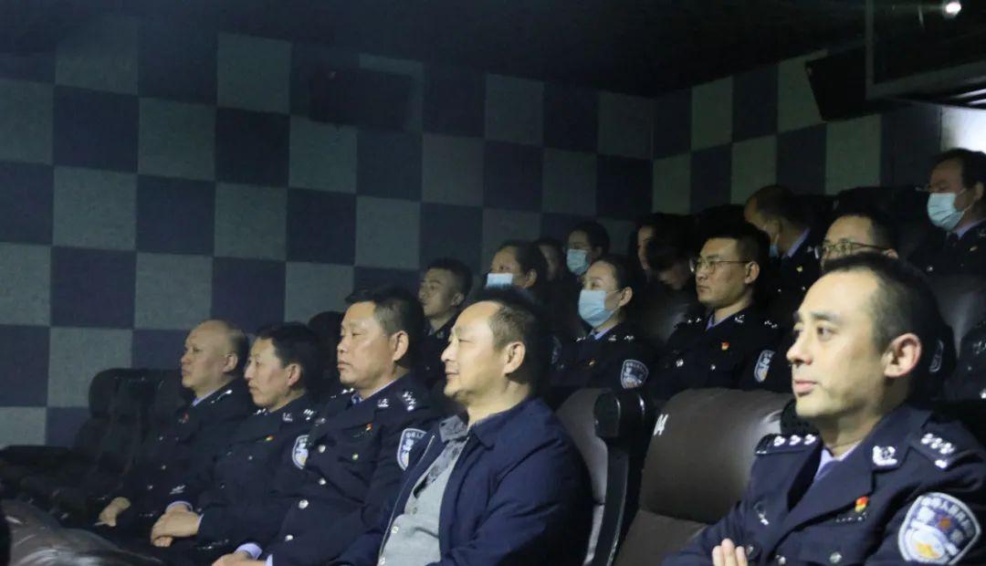 中国人免费观看高清影视内容的现状与发展趋势,中国人免费观看高清影视内容的现状与未来发展趋势分析