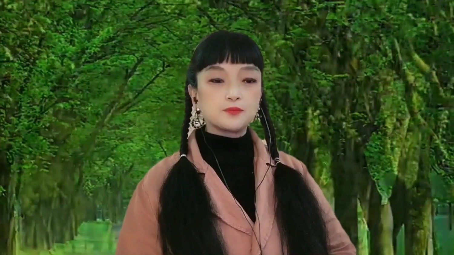 一路向北,女演员的坚韧与光芒,女演员一路向北的坚韧与光芒