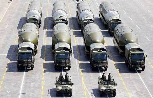 中国核弹发射权的掌握者，责任与担当，中国核弹发射权的掌握者，责任与担当的双重考验