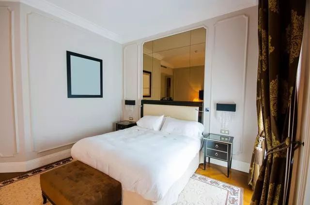 上海宾馆住宿费用详解,一晚多少钱?,上海宾馆住宿费用全解析,每晚价格究竟多少?