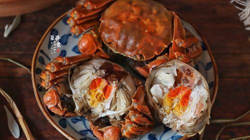 大闸蟹的美味做法,简单又好吃,视频教程全解析,大闸蟹美味做法视频教程,简单烹饪,全解析享受美味