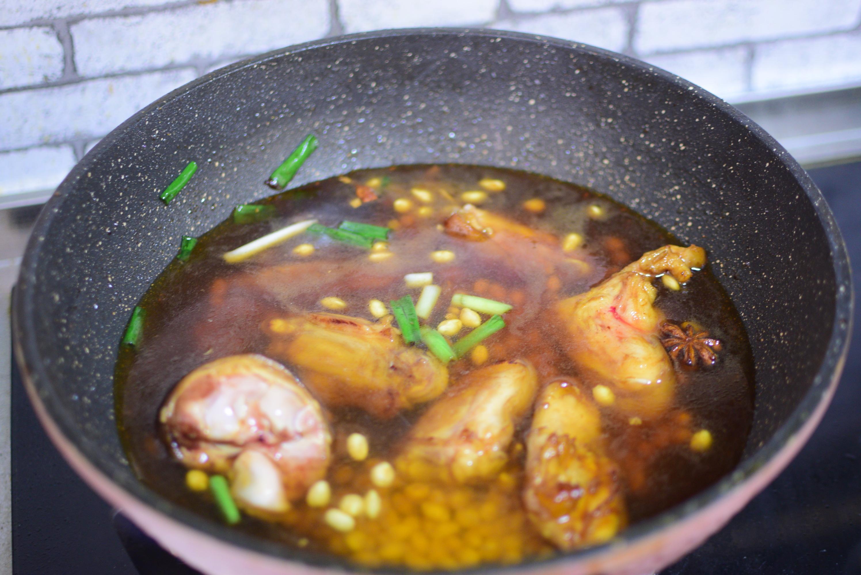 猪蹄的美味烹饪之道,如何做出令人垂涎的猪蹄佳肴,烹饪猪蹄的艺术,制作令人垂涎的绝佳美味猪蹄佳肴