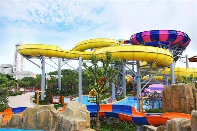 水世界门票价格解析,价值与服务的考量,水世界门票价格详解,价值与服务的权衡