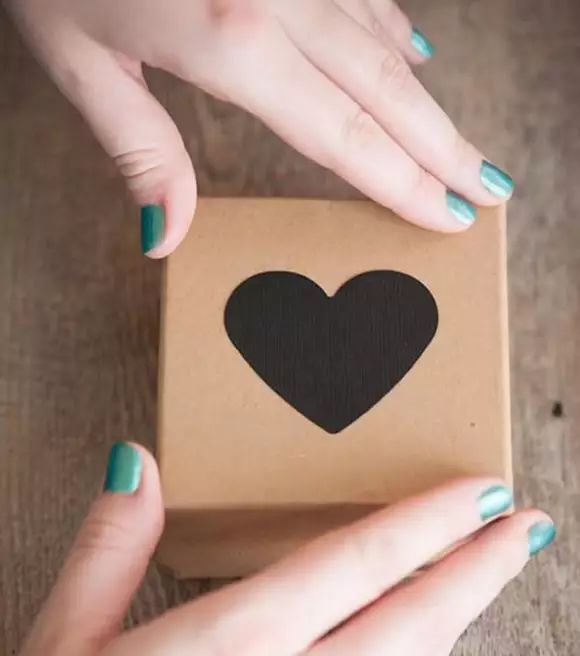 送给女朋友独一无二的礼物,独一无二的礼物赠予挚爱女友