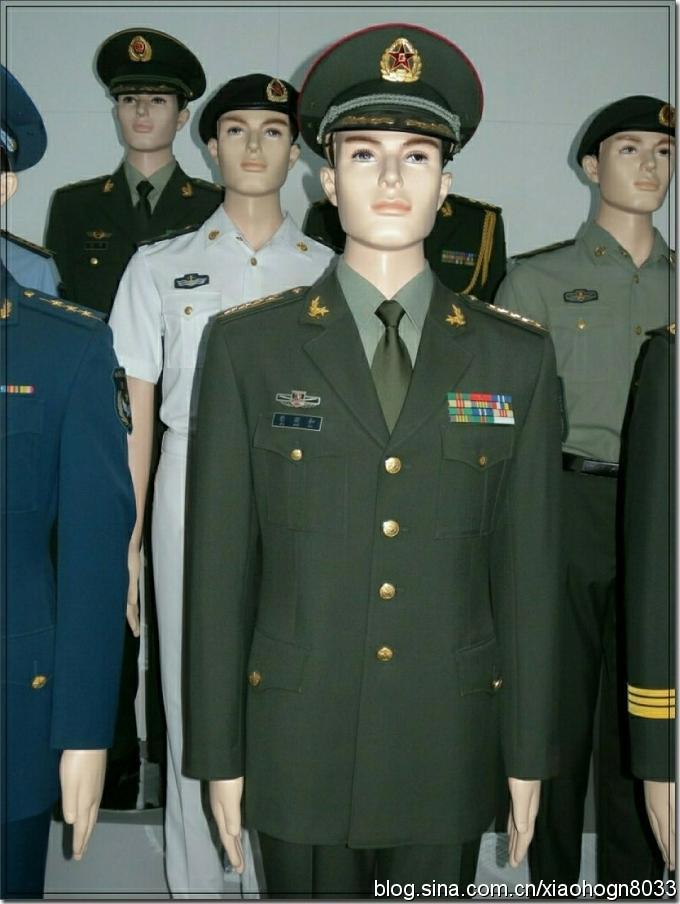 关于中国军队07式军服的介绍,中国军队07式军服介绍