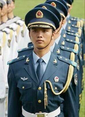 关于中国军队07式军服的介绍,中国军队07式军服介绍