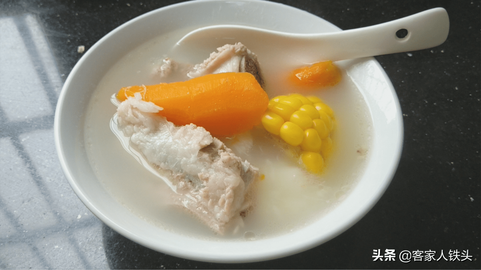 炖制美味营养的排骨汤,探寻传统与现代的完美结合,传统与现代交融,炖制美味营养排骨汤的秘诀探寻