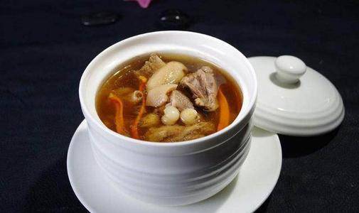 鸽子汤,炖制美味与营养的双重盛宴,鸽子汤,美味与营养的双重盛宴炖制指南