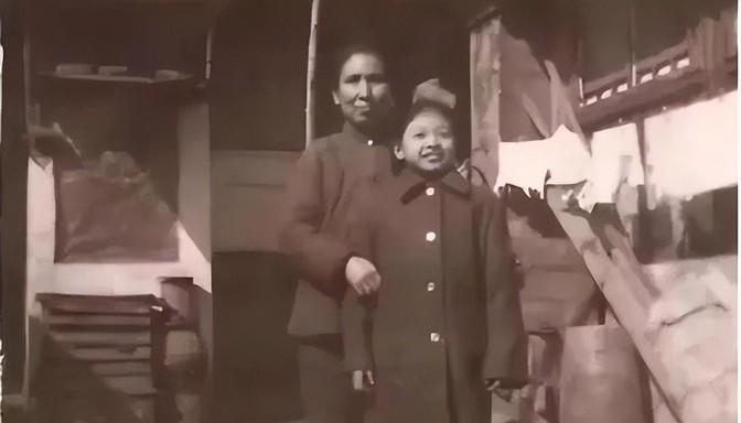 韩红，歌坛巨星的个人资料，韩红，歌坛巨星之个人档案揭秘