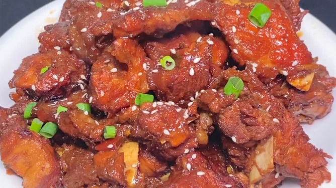 红烧排骨,美味秘诀与制作视频指南,红烧排骨,美味秘诀及独家制作视频指南