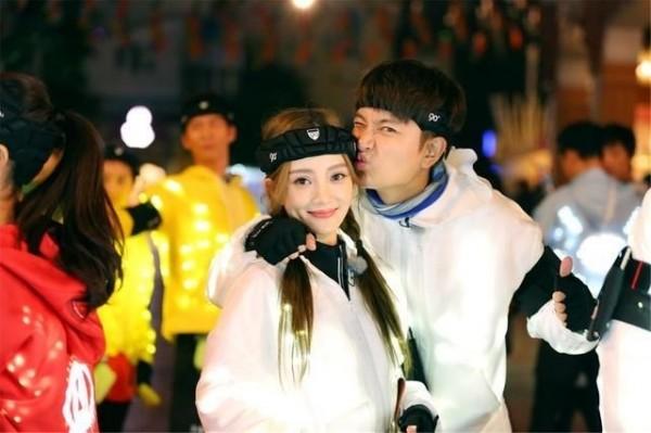 李小璐和贾乃亮分手原因深度解析,李小璐与贾乃亮分手原因深度探讨