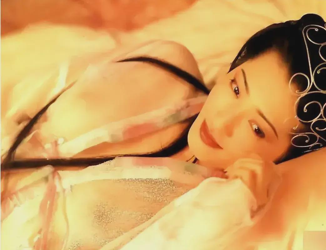 杨思敏电影全集国语,经典之作的鉴赏与回顾,杨思敏电影全集国语,经典之作的鉴赏与深情回顾