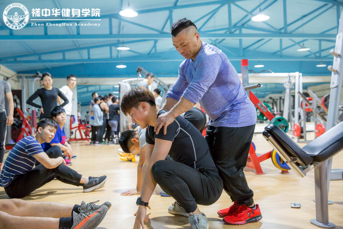 健身教练培训导师,塑造专业力量的核心角色,健身教练培训导师,塑造专业力量的核心角色导师之道