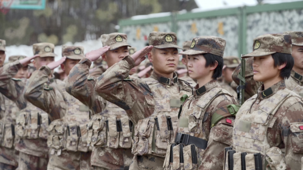 新兵过了三个月还苦吗?深度解读新兵训练的挑战与收获,新兵训练深度解读,挑战与收获,三个月后的成长之路