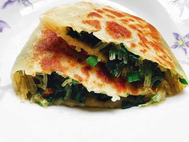 粉丝韭菜盒子,传统美食的新解读,粉丝韭菜盒子,传统美食的现代诠释