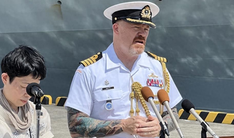 中方回应加拿大向台海派军舰,坚定维护核心利益,呼吁各方保持克制,中方回应加拿大派军舰涉台行动,坚定维护核心利益,呼吁各方保持克制