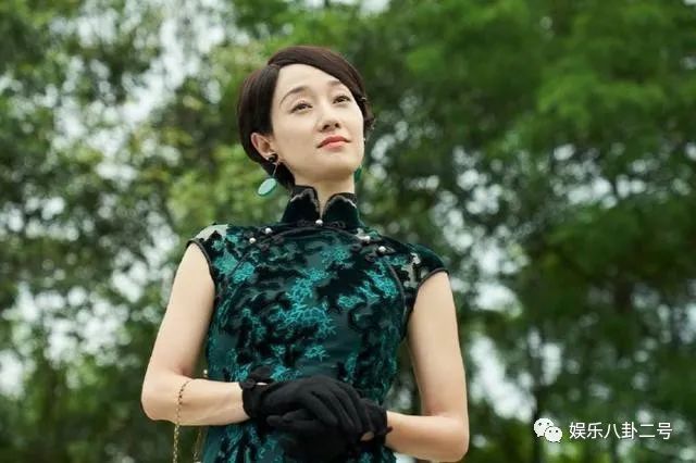 旗袍美探,揭示传统服饰的韵味与现代魅力,旗袍美探,传统服饰韵味与现代魅力揭秘