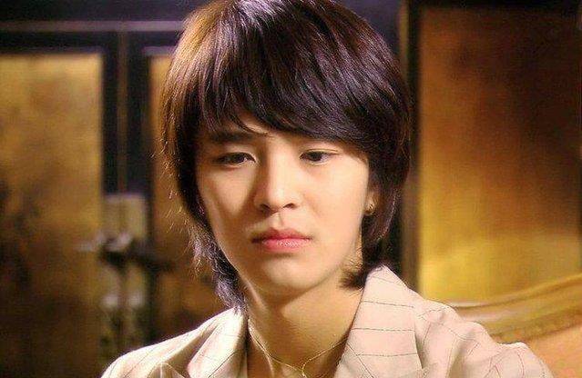 韩国第一美男是谁——探究韩国美颜巅峰的魅力,韩国第一美男揭秘,美颜巅峰的魅力探究