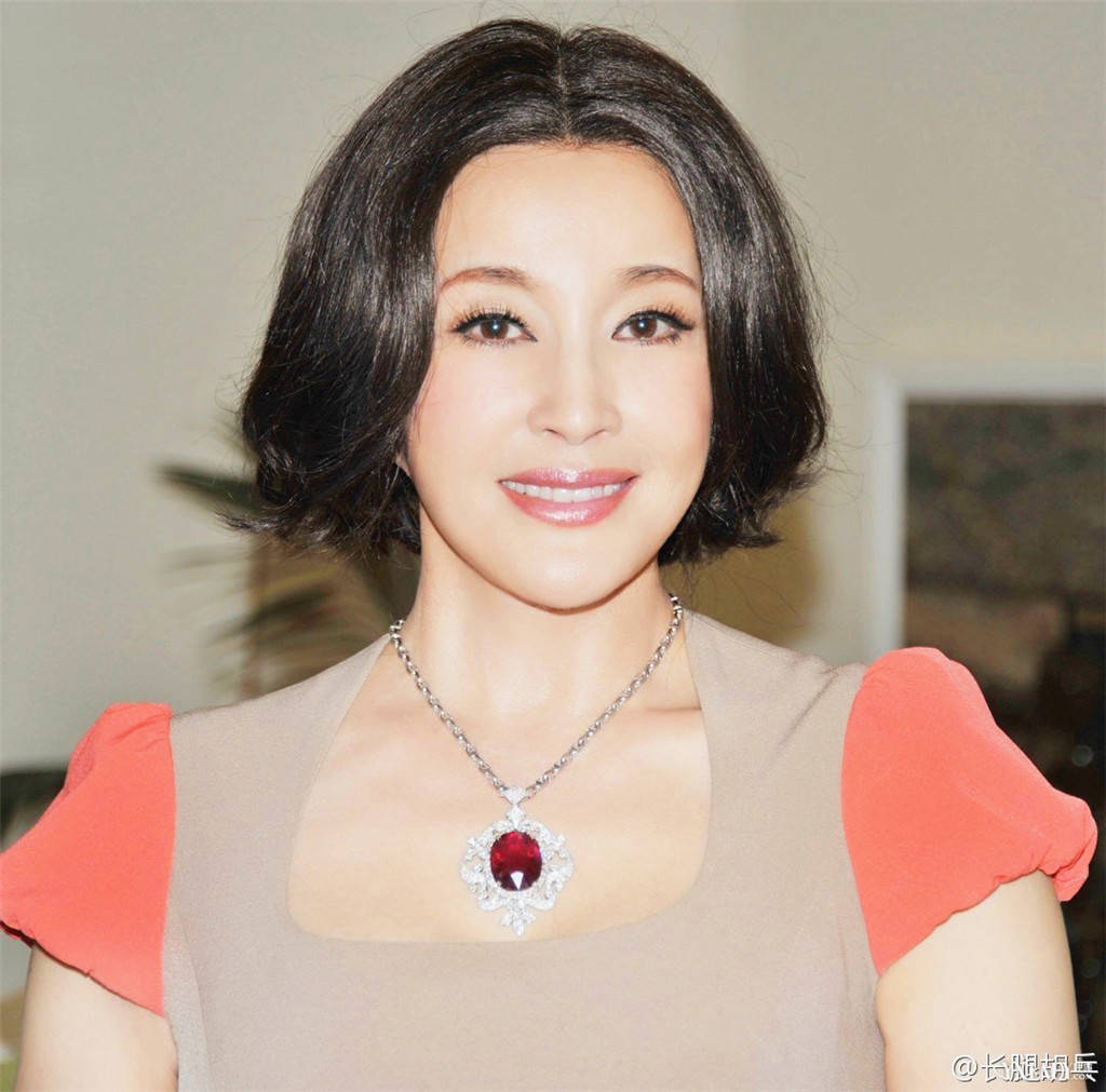 刘晓庆出生年月简历，传奇人生的光影之旅，刘晓庆，传奇人生的光影之旅——出生年月简历全解析