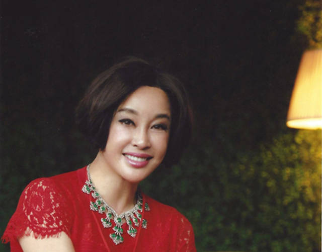 刘晓庆出生年月简历,传奇人生的光影之旅,刘晓庆,传奇人生的光影之旅——出生年月简历全解析