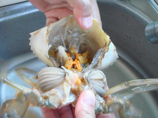 清蒸螃蟹,传统美味之制作步骤,清蒸螃蟹,传统美味的制作步骤详解