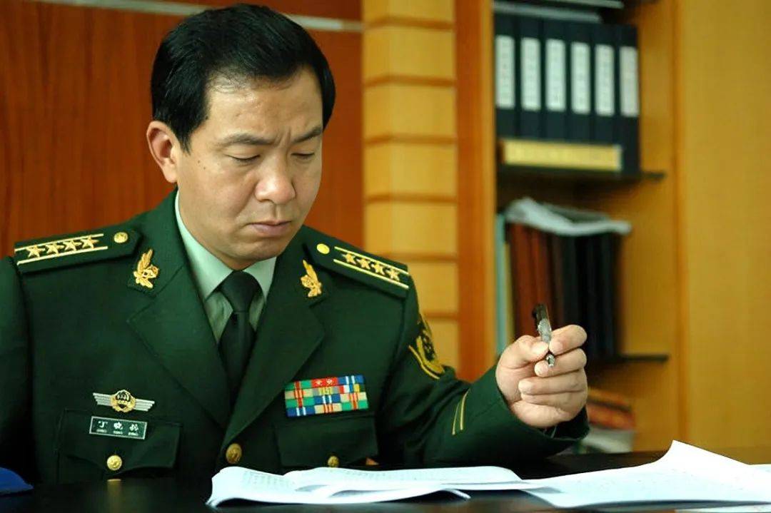 丁晓兵,时代的楷模,引领前行的力量,丁晓兵,时代楷模,引领时代前行的力量