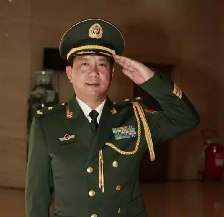 丁晓兵,时代的楷模,引领前行的力量,丁晓兵,时代楷模,引领时代前行的力量