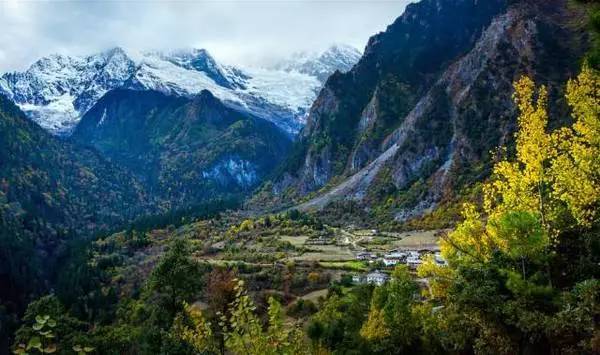 云南香格里拉,神秘而美丽的世外桃源,云南香格里拉,神秘世外桃源的魅力之旅