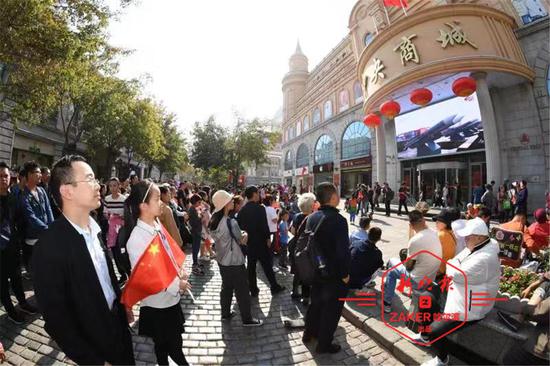 重温历史瞬间，1984年国庆阅兵完整版现场直播，重温历史瞬间，1984年国庆阅兵直播回顾