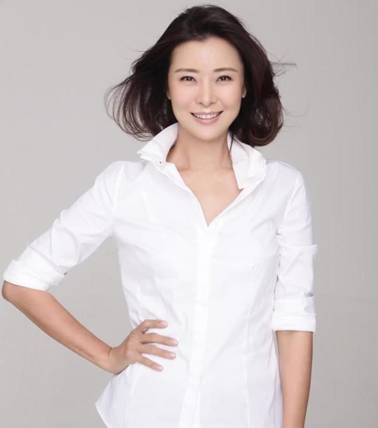 柯蓝个人照片,探索名侦探的世界,柯蓝个人照片,探索名侦探的世界之旅