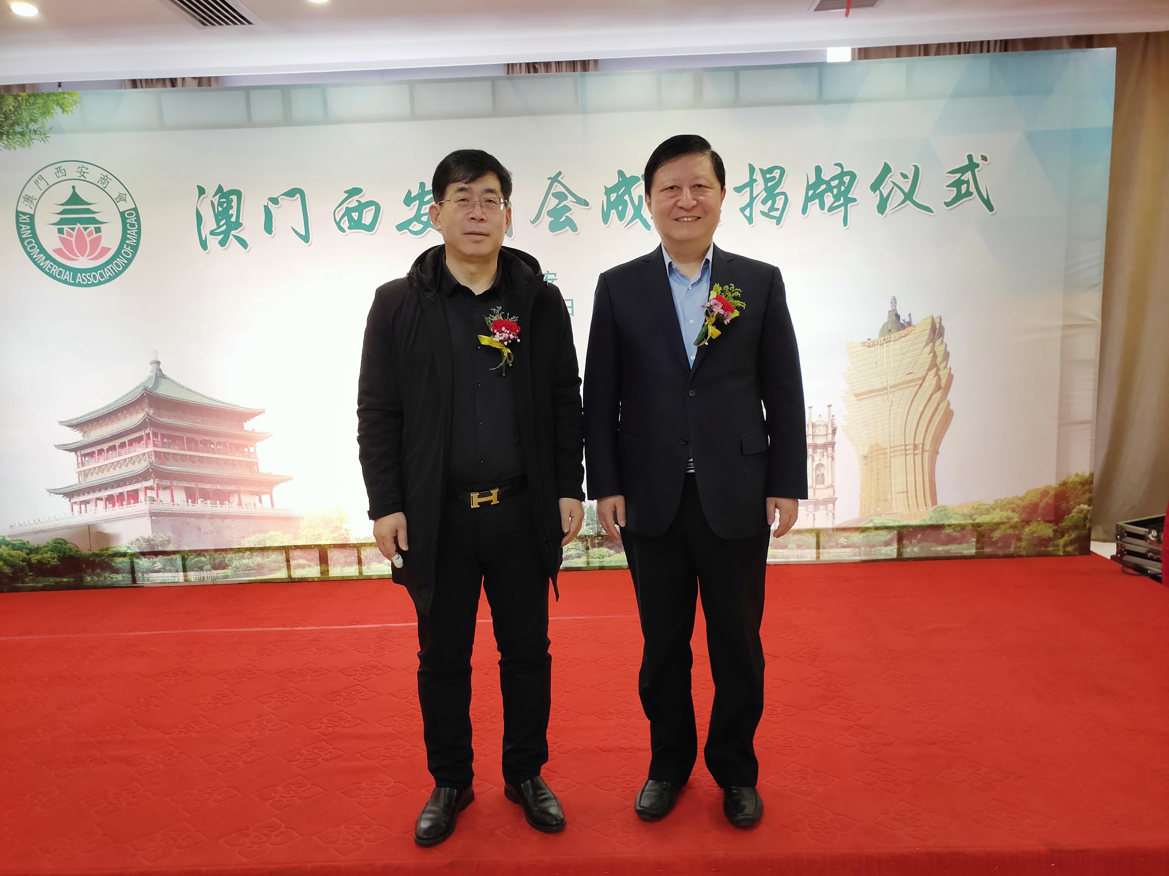 澳门二肖,历史、文化与现代发展的交融,澳门二肖,历史文化的交融与现代发展的脉搏