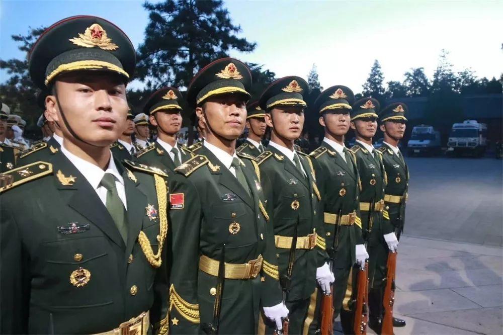 电视剧中国仪仗兵在线观看，展现英勇与荣耀的军旅生活，中国仪仗兵展现英勇军旅生活，在线观看领略荣耀时刻