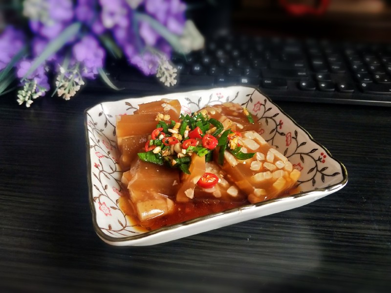 五香肉皮冻,传统美食的魅力与现代烹饪的完美结合,五香肉皮冻,传统美食与现代烹饪的交融典范