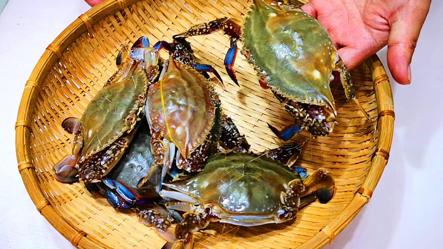 蒸螃蟹，冷水蒸还是开水？烹饪技巧详解，蒸螃蟹的秘诀，冷水蒸还是热水煮？烹饪技巧全解析