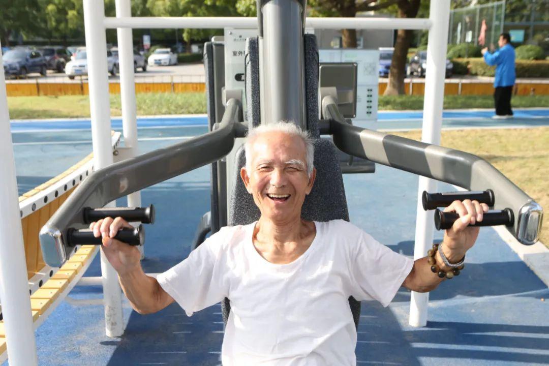 社区健身器材,塑造健康生活的关键要素,社区健身器材,塑造健康生活的核心要素