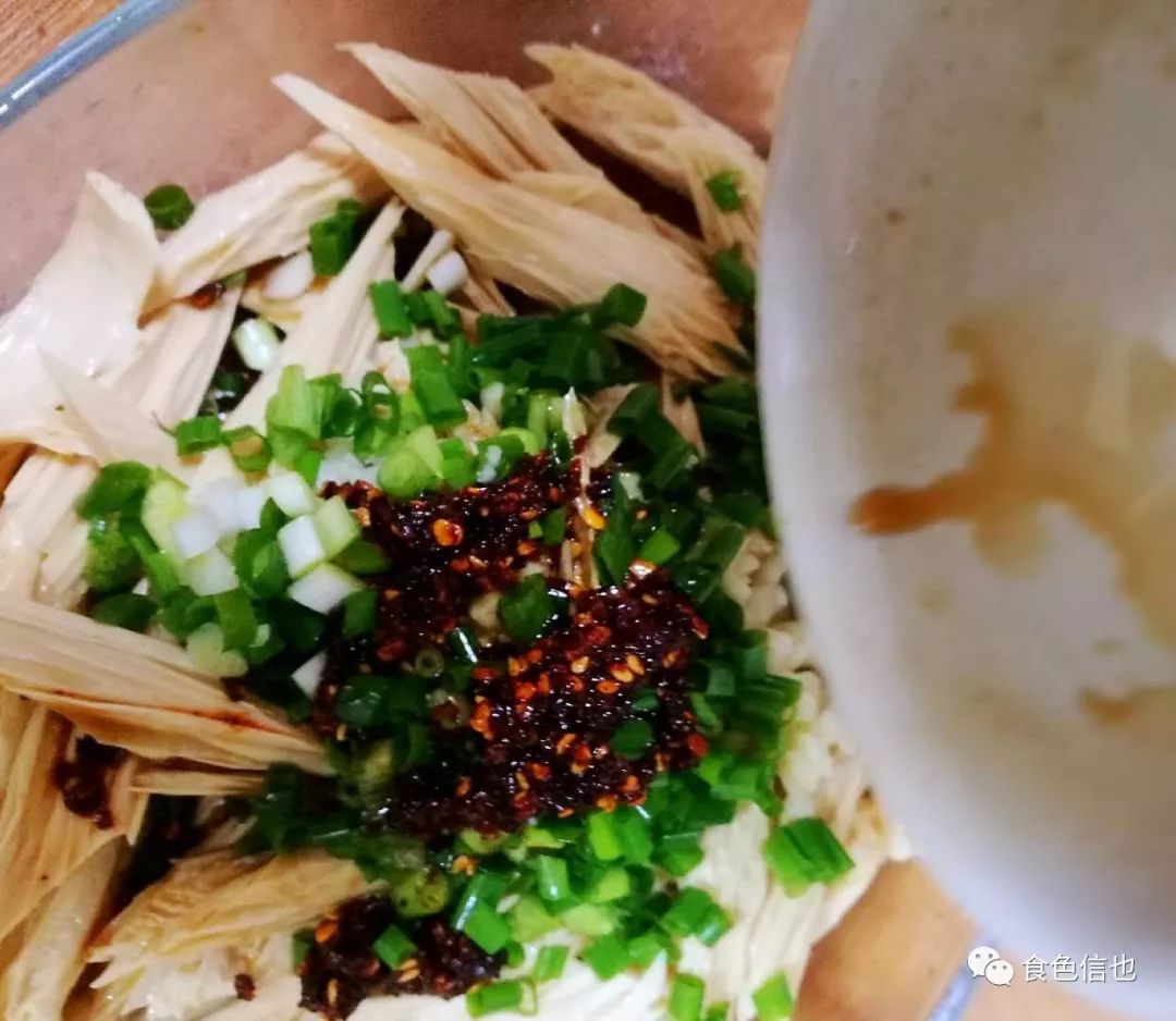 摆摊凉拌菜100例,美味与健康并存的艺术,摆摊凉拌菜100例,美味与健康并行的艺术鉴赏