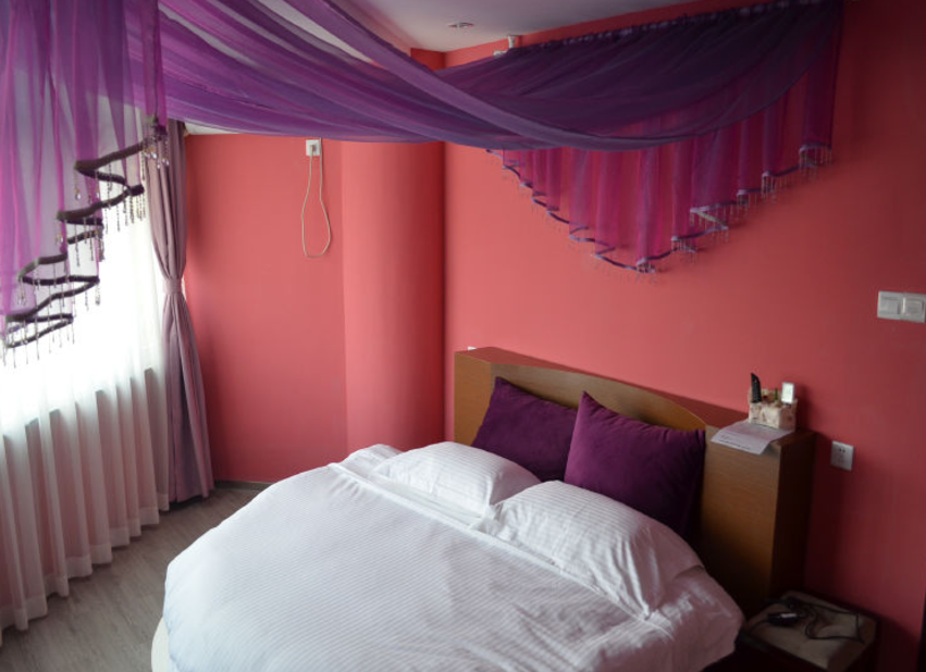 情人旅馆,一段情感的独特旅程,情人旅馆,情感旅程的独特篇章